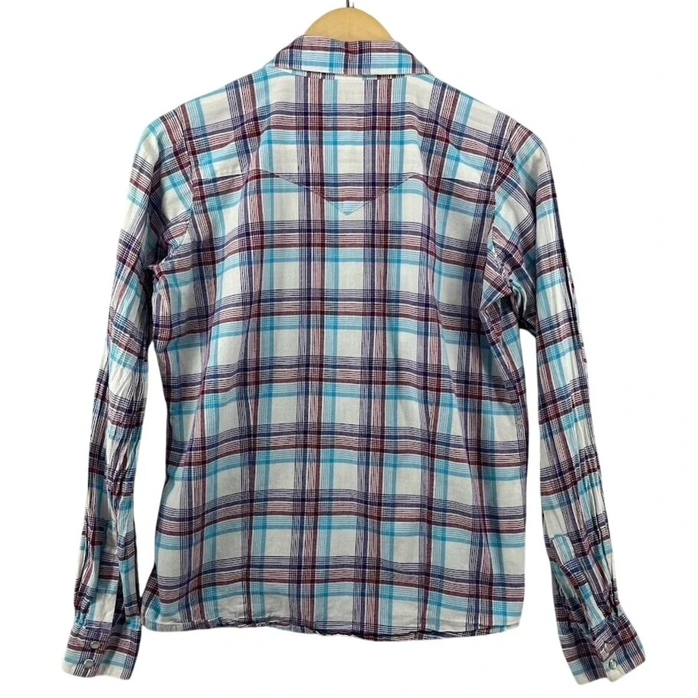 Wrangler Blues Shirt Womens Medium Long Sleeve Pearl Snap Plaid Purple Blue Red - Picture 3 of 9